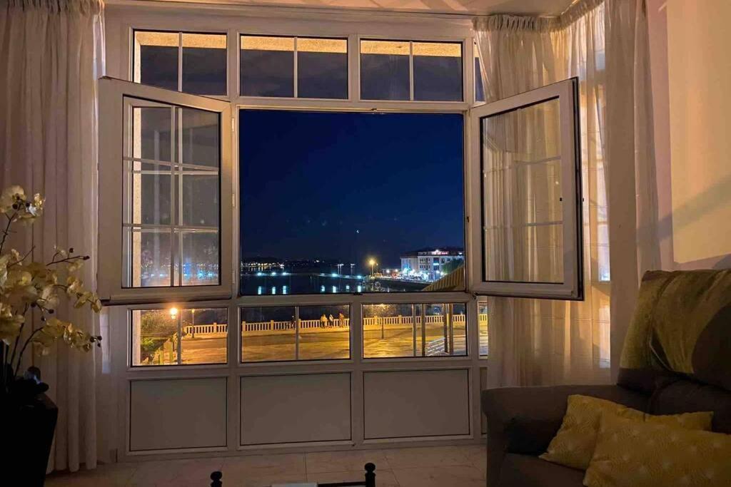 Apartamento Plaza Del Parque ビラノーバ・デ・アロウサ エクステリア 写真