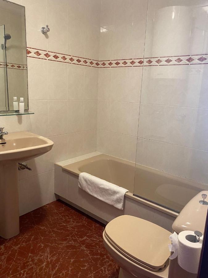 Apartamento Plaza Del Parque ビラノーバ・デ・アロウサ エクステリア 写真